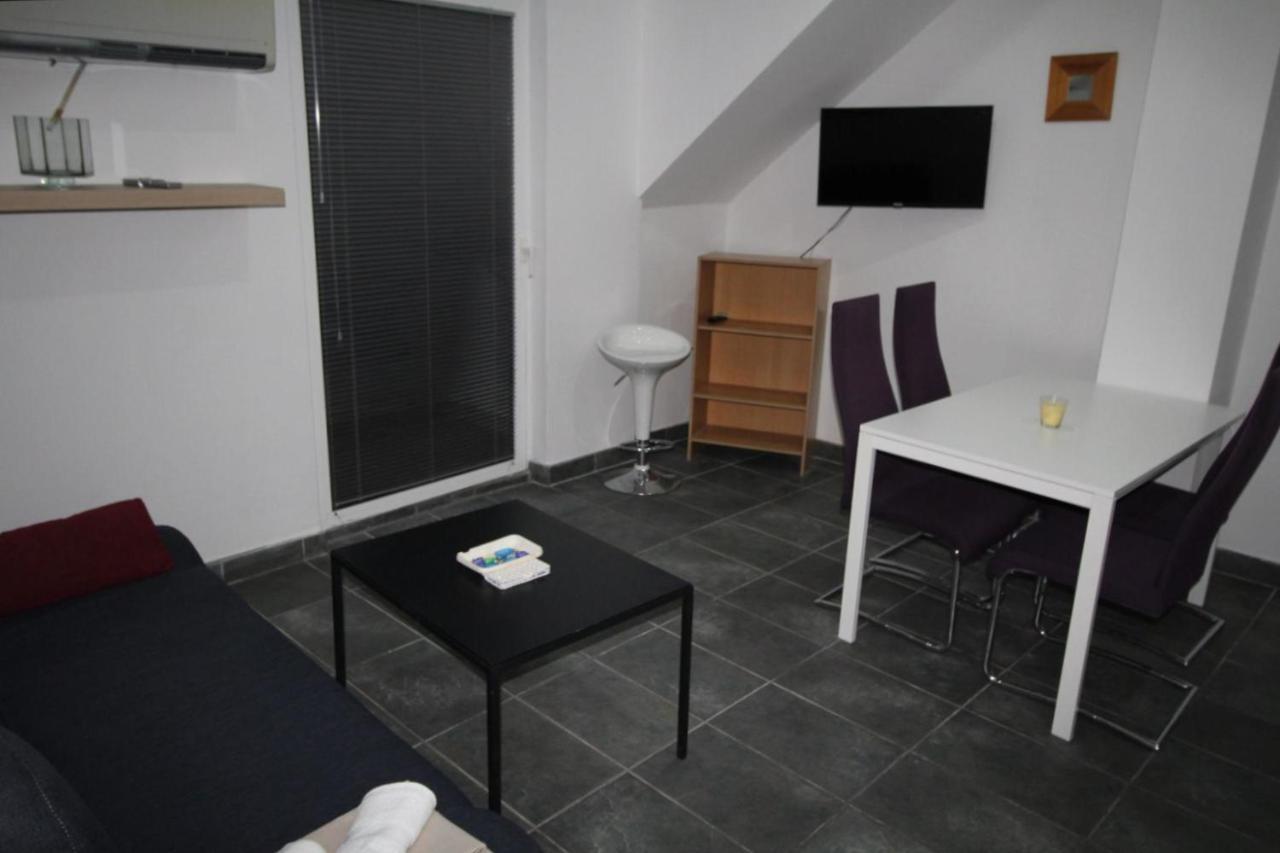 Blue Water Novalja Apartments المظهر الخارجي الصورة